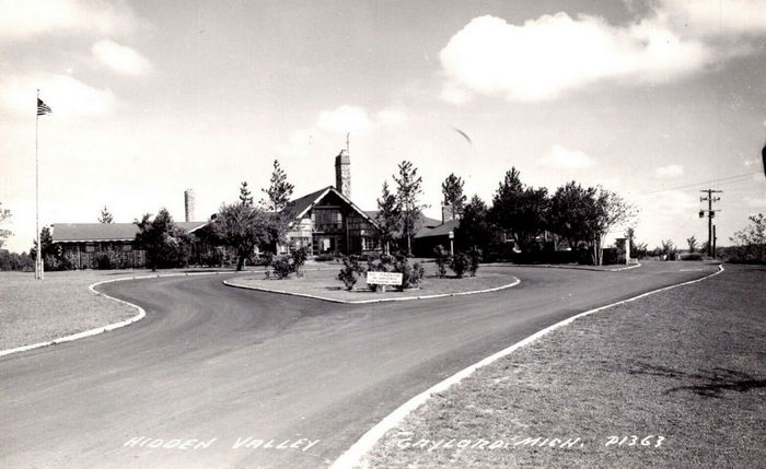Hidden Valley - Old Post Cards And Mementos (newer photo)